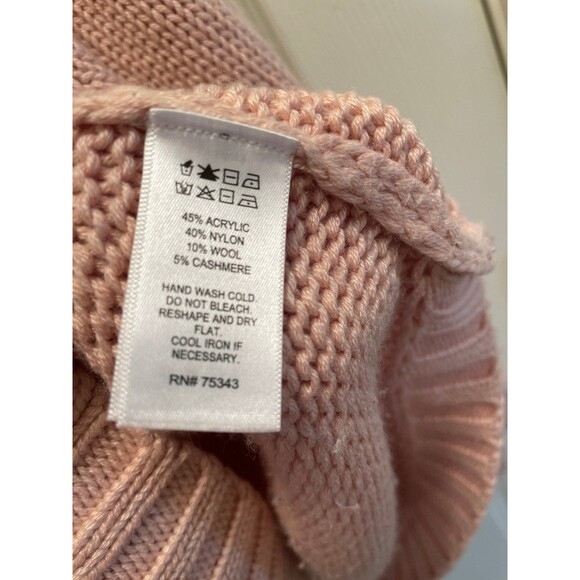 Women's Medium Pink Knit Sweater - Picture 4 of 4